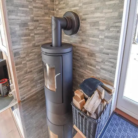 Two-bedroom Holiday In *
